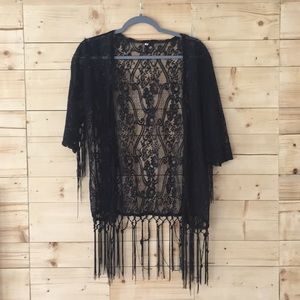 Woman’s Lace Cover